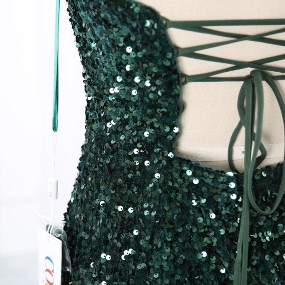 Colors size 6 Dark Green Sequin Velvet Mermaid Prom Gown - Picture 8 of 14